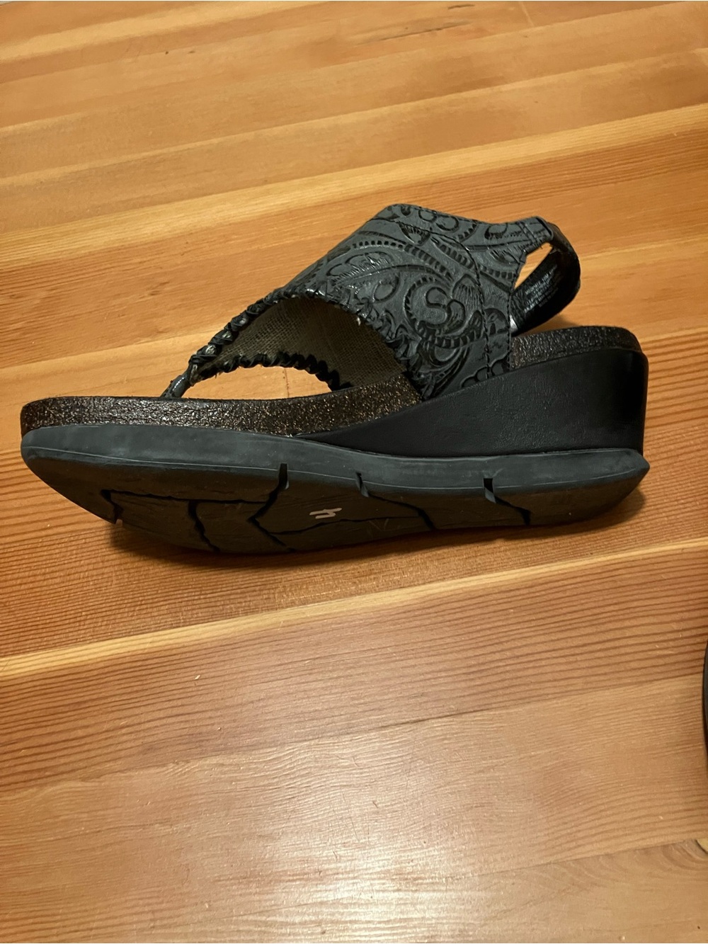 Off The Beaten Track Wedge Sandals size 10 - Picture 3 of 10